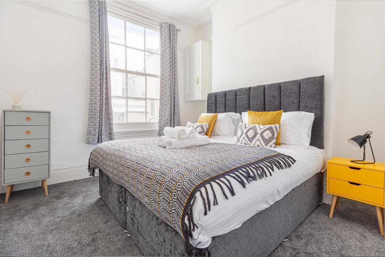 Host & Stay - Montpellier Villa Apartment Cheltenham Extérieur photo
