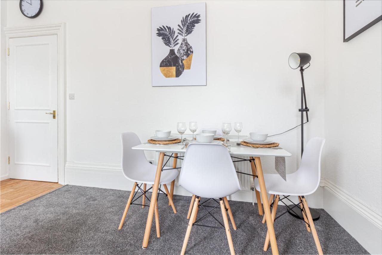 Host & Stay - Montpellier Villa Apartment Cheltenham Extérieur photo